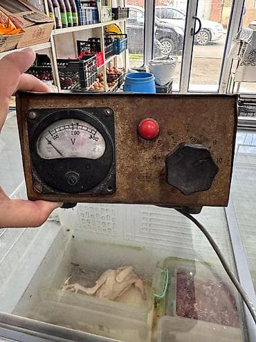 ev qapsl: Köhnə tip tənzimlənən gərginlik mənbəyi (laborator — 3