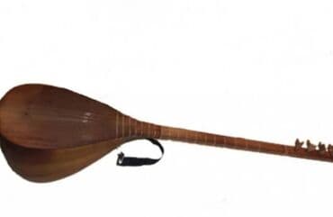 Musiqi aleti saz,futlyardatemiz agac materialdan