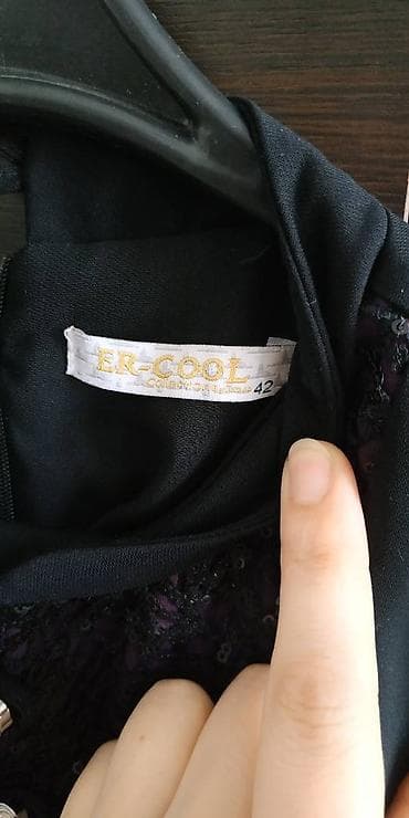 1defe toya geyinib.Asil geyimdi.Razmer 40ve 42 geyinə biler.Elaqə — 2