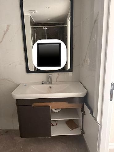 VitrA hamam lavabosu və dolab dəsti - Brend: VitrA (lavabo üzərində