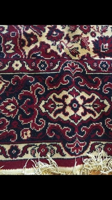 qedimi xalca alan: Xalça Dekorativ, Kredit yoxdur — 2