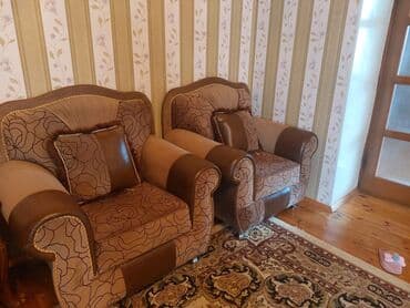 divan 2 əl: Divan, İşlənmiş, Açılan, Çatdırılma yoxdur — 3