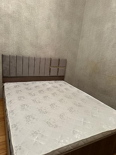 divan taxta: İki nəfərlik çarpayı və döşək dəsti - Ölçü: təxmini 160x200 sm — 3
