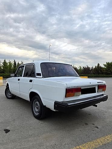 ucuz elektrikli avtomobil: VAZ (LADA) 2107: 1.6 l | 2010 il 211000 km Sedan — 7