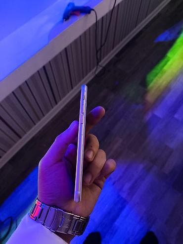 ayfon 11 qiyməti: IPhone 6, Gümüşü, Barmaq izi — 7