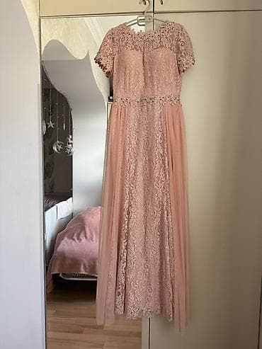 Tüp-şaftalı (pudra) rəngdə zərif axşam/ziyafət donu Razmer -40-42 - — 1