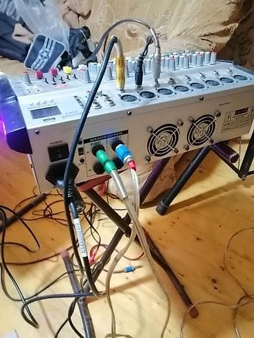 roland em 2000: Sintezator, Korg, Ödənişli çatdırılma — 6