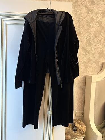 Qadın dəsti – kapüşonlu üst və şalvar - Rəng: qara - Parça: məxmər