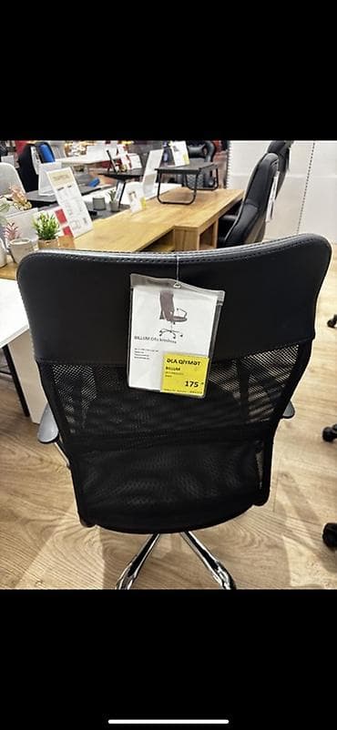 kreslo oyun: Təkərli, Qolları tənzimlənmir — 2