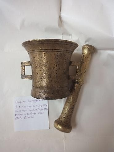 Qədimi Həvəngdəstə. 100-dən çox yaşı var. Malı bürünc. Vatsap var lalafo.az -da Qədimi Həvəngdəstə. 100-dən çox yaşı var. Malı bürünc. Vatsap var
