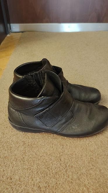 lova batinka: Qara dəri qadın botu - Model: aşağı boğazlı, gündəlik komfort bot - — 4