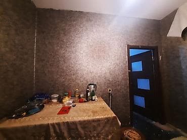 kirayə evlər günəşli: Salam Ev kiraye verilir yaşamaq ùçùm şerait var 2 otaqdir. Seliqeli — 4