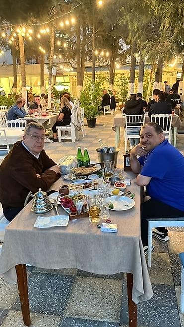 qoz: Metal ayaqlı dekorativ qablar dəsti - 3 ədəd şık dekor qab: biri — 4