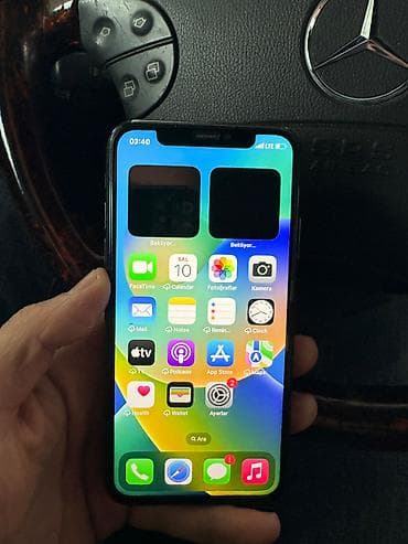 samsung iphone 7 plus: IPhone X — 3