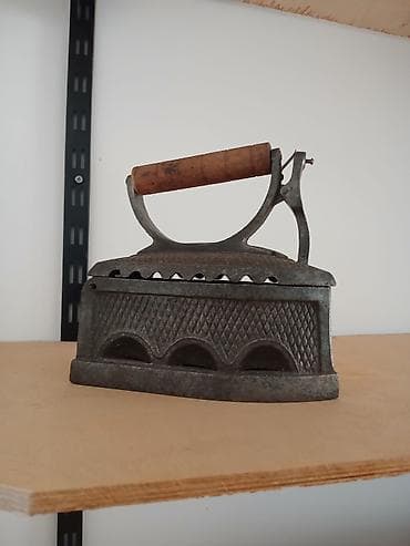 kreditle velosiped satisi: Antik kömür ütüsü - Material: tökmə çuqun gövdə, taxta qol - — 2