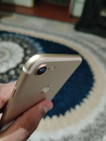 IPhone 7, 32 GB, Matte Gold, Barmaq izi — 2