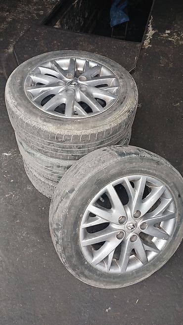 bmw disk type 0: Disklərdə problem yoxdur,təkərlər biraz zəifdir.
razmer:16 — 3