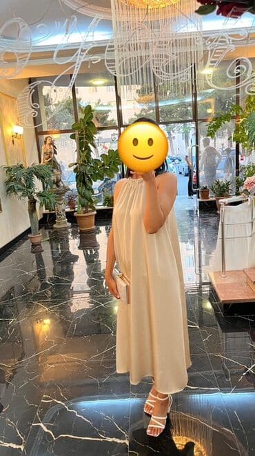 İdman geyimləri: Zərif ziyafət/libas - Rəng: açıq bej/şampan - Model: halter tipli — 1