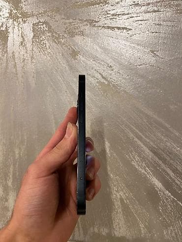 philips xenium 9@9s: IPhone 13, Qara, Face ID — 7