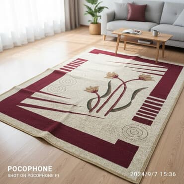 Mahal üçün dekorativ xalça - Dizayn: Açıq krem fon üzərində bordo