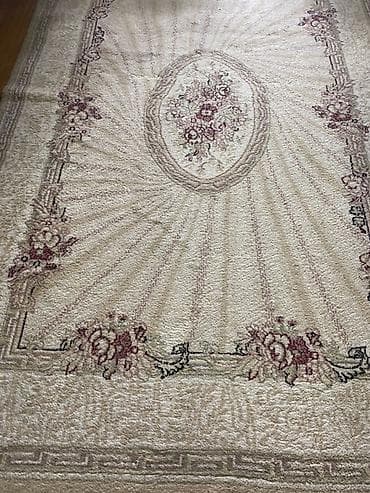 ikinci əl xonca: Xalça satilir uzunluq 2.40 sm, eni 1.55 sm. Yaxsi veziyyetdedir — 2