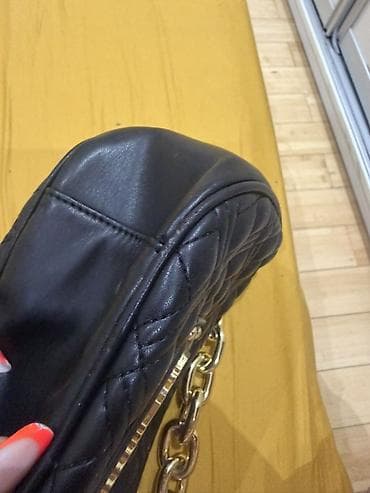 mektebli cantalar: Love Moschino qadın çantası - Model: quilted (kapitone tikişli) — 4