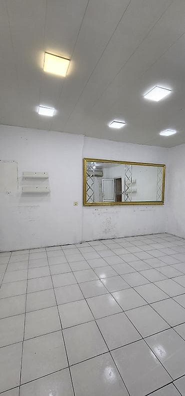 binededi: İCARƏYƏ VERİLİR Obyekt Nəriman Nərimanov heykəlinin yanında NELBEKİ — 1