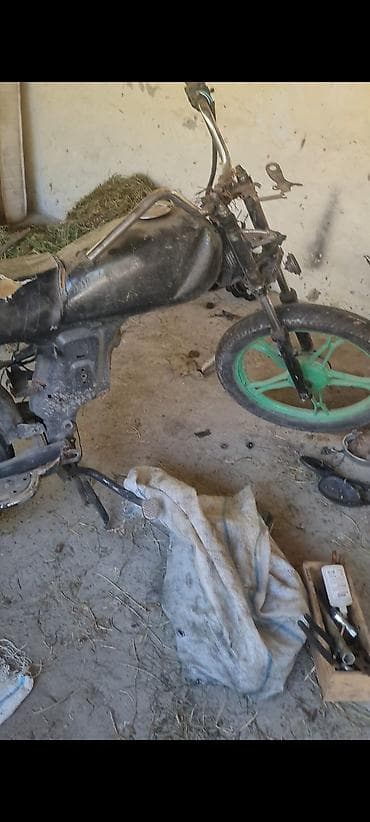 disk satilir: DIQQED. ELANI. OXU. MOTO zapçast kimi satılır yıgmaqda olar 150 — 3