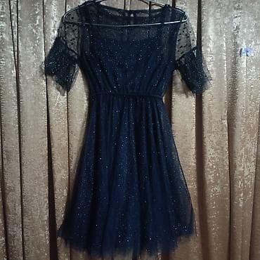 Qadın paltarı – 2 ədəd 1) Bənövşəyi rəngli, üzəri yazılar və çiçək — 6