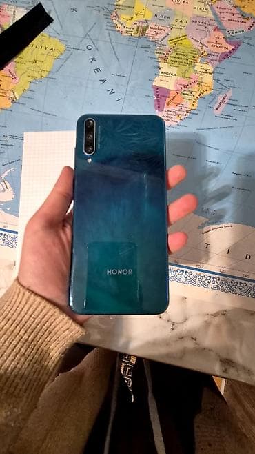 ucuz telefonlar iphone: Honor 128 GB, rəng - Mavi, Face ID — 2