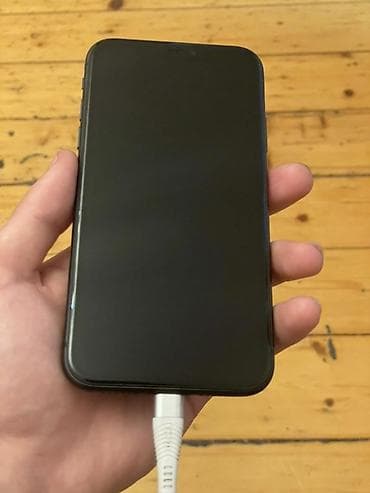 IPhone 11, 128 GB, Qara, Face ID