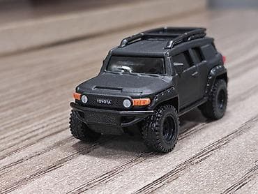 Digər kolleksiyalar: Hot wheels premium toyota land cruser — 1