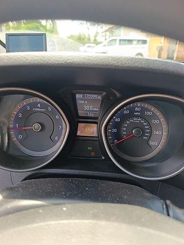 çen: Hyundai Elantra: 2 l | 2014 il Hetçbek — 8