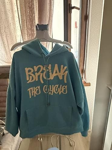 Mavi rəngli kapüşonlu sviter (hoodie) - Ön hissədə iri qrafik yazı