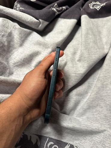 Техника и электроника: IPhone 13, 128 ГБ, Midnight, Face ID, С документами — 4