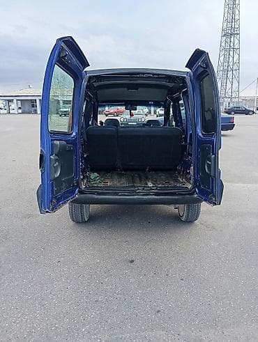 ford transit yuk: Renault Kangoo miniven - Kuzov: mavi rəng, sürgülü yan qapı - Salonda — 5