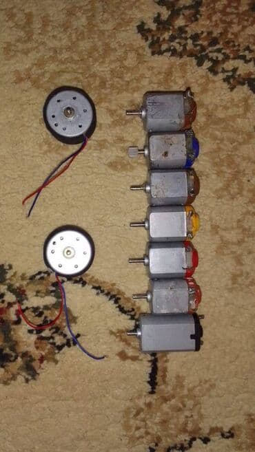 soyuducu matoru: Motorola A728 — 1