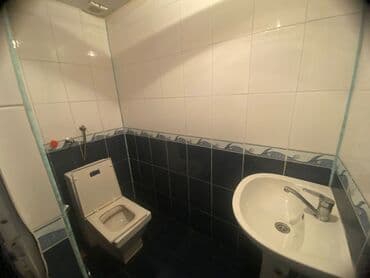 7 mikrorayon: Salam Oglan otaq yoldasi axtarilir ev mermar ecemide yerlesir evin her — 14