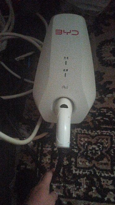 masin kraskasi: BYD divar tipli EV şarj qurgusu tezesi 400 500 manatdi men heddinden — 1