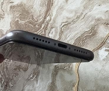 iphone satilir: IPhone 11, 128 GB, Qara, Simsiz şarj, Face ID — 5