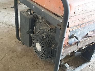 generatorlar: Benzinli portativ generator - Korpus: möhkəm metal çərçivə, üstündə — 2