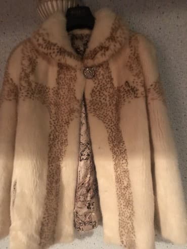 купить норковую шубу дешево: Чистая норка носили очень мало 1000 азн. Temiz norka çox az geyilib — 2