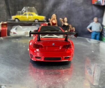 Əntiq saatlar: Коллекционная модель BMW M3 E92 GT2 Red 2009 UNI Fortune Scale 1:32 — 2