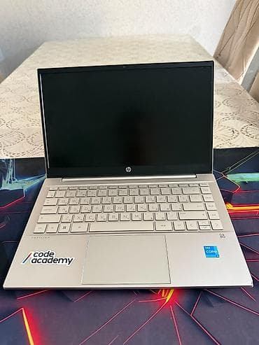 hp katric: İşlənmiş HP Pavilion, 14 ", Intel Core i3, 256 GB, Ünvandan götürmə, Ödənişli çatdırılma — 1