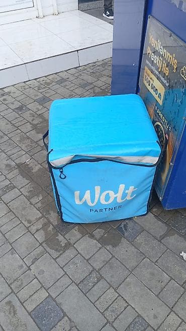 laptop canta: Termoçanta satıkır təcili böyüklərdəndi az işlənib cırıqı sökükü yoxdu — 2