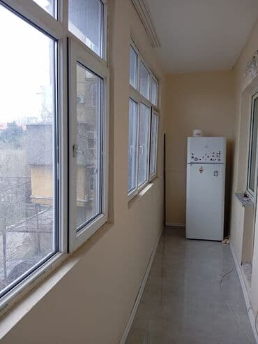 kirayə mkr: Binəqədi rayonu 6 Mikrayonda Avtobus Dayanacaq marşurut məktəb baxça — 6