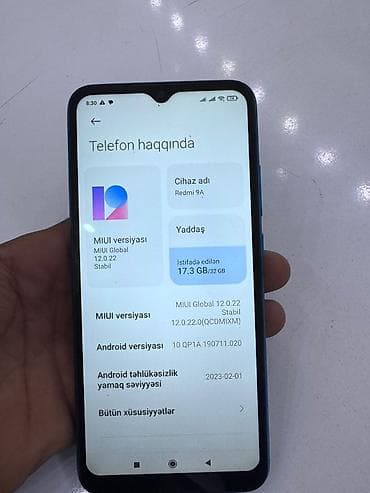 maxfone max 9: Xiaomi Mi 9, 32 GB, rəng - Göy, 
 İki sim kartlı — 3