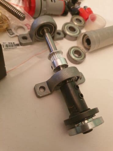 durujba matoru: Balaca mişar yığmaq üçün detallar və əlavə aksesuarlar. Mühərrik DC — 7