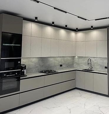 saloglu masalar: Müasir dizaynlı künc mətbəx mebeli – mat boz tonlarda, xətlərlə — 1