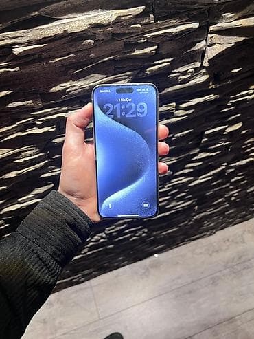 iphon 13 mini: IPhone 15 Pro Max, 256 GB, Gümüşü — 2